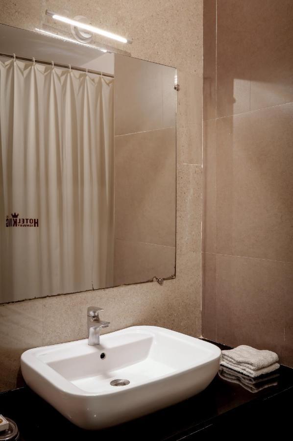 Hotel Highway King Behror Εξωτερικό φωτογραφία