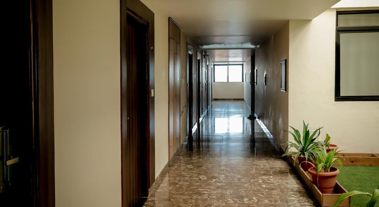 Hotel Highway King Behror Εξωτερικό φωτογραφία